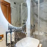 Raffaello - Sure Collection By Western Otel